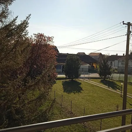 Kuca Za Odmor Matic Çiftlik konaklama *